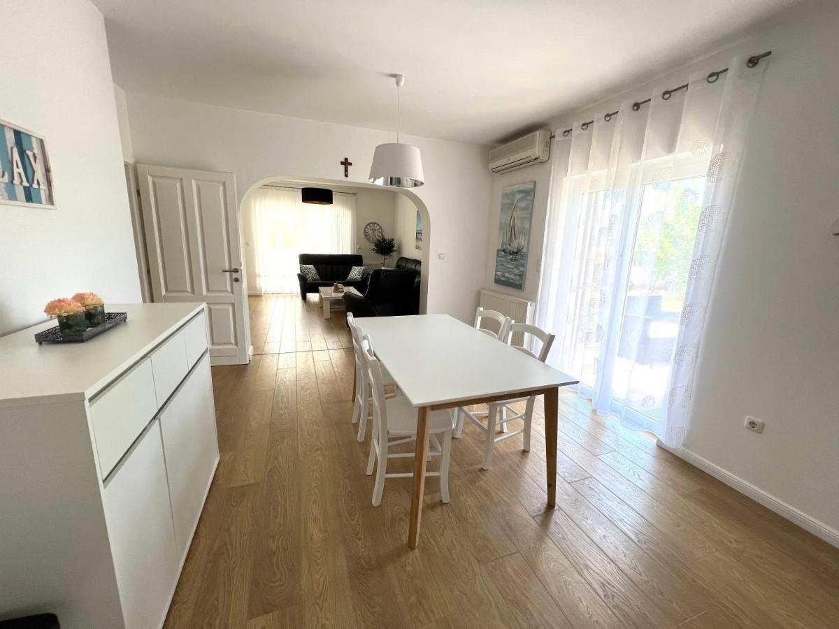 Luxor Apartment تروغير المظهر الخارجي الصورة